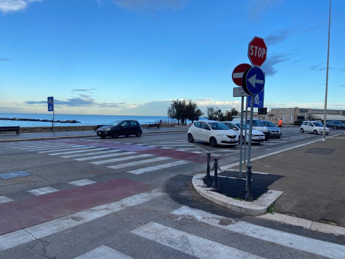 La Chicca Sul Mare Vila Bari Exterior foto